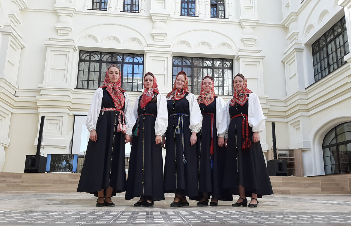 Хореографический ансамбль дивертисмент. Концерт ансамбля частээ. Концерт ансамбля росгвардии в москве 6 мая. Дк русь. Саратовская консерватория.