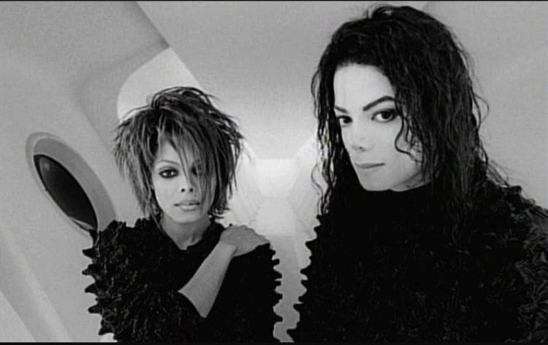 Майкл и Джанет Джексон.