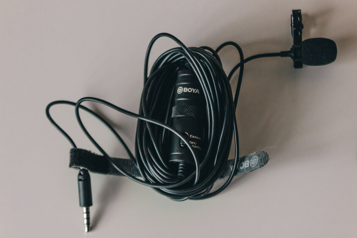 радиосистема noir audio triple duos. Boya by-lm20. микрофоны беспроводные noir-audio u-3400, 4 микрофона,. микрофон петличка 2. микрофон чтобы записывать музыку.