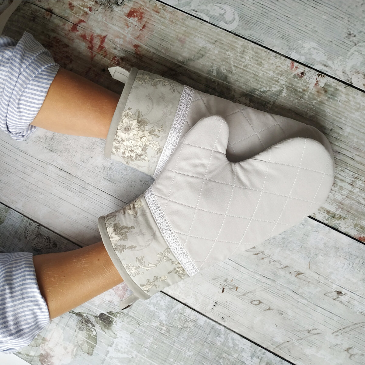 Эти рукавицы тоже сшиты по МК и по этой же выкройке