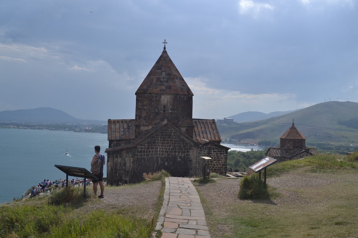 Монастырь Севанаванк.