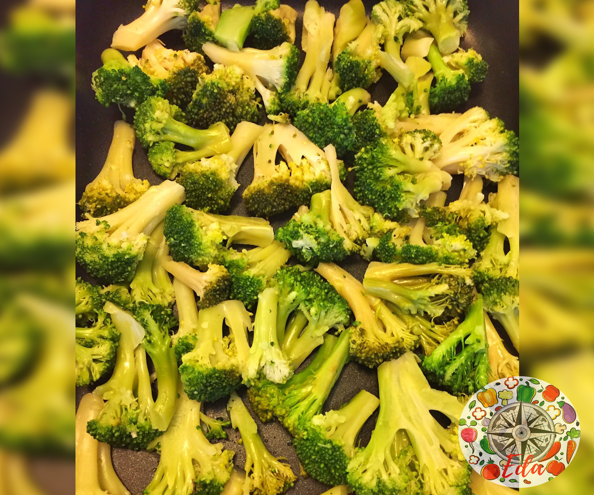 Ставьте лайк и подписывайтесь, вас ждет огромное количество потрясающих блюд и напитков