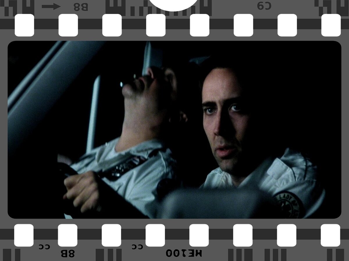 В центре – герой, парамедик Фрэнк Пирс в исполнении Николаса Кейджа, находящийся на грани профессионального выгорания. Вот уже которое время он не может нормально спать, теряет пациентов одного за другим, он не может уволиться или уйти в отпуск, а потому вынужден ночь за ночью проводить на дежурствах, разъезжая по городу и натыкаясь на «призраков» не спасенных им пациентов. Особенно часто он видит призрак Рози, который все с большей настойчивостью приближается к нему, а сам Фрэнк испытает невероятное чувство вины.