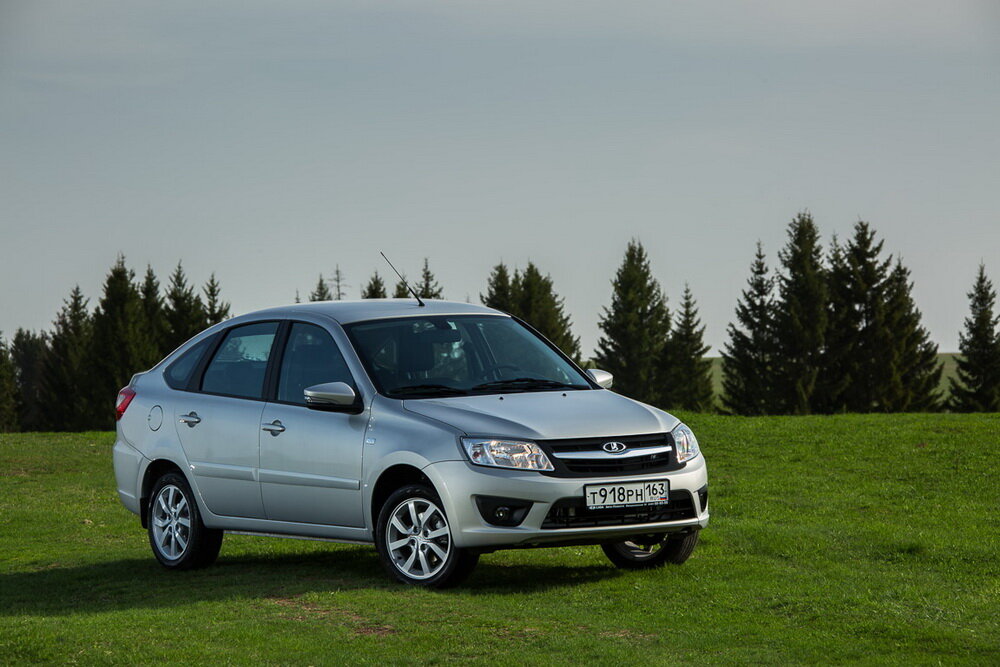 Lada Granta Liftback. Lada Гранта лифтбек. Лада Гранта лифтбек 2011. Лада Гранта 1 лифтбек.