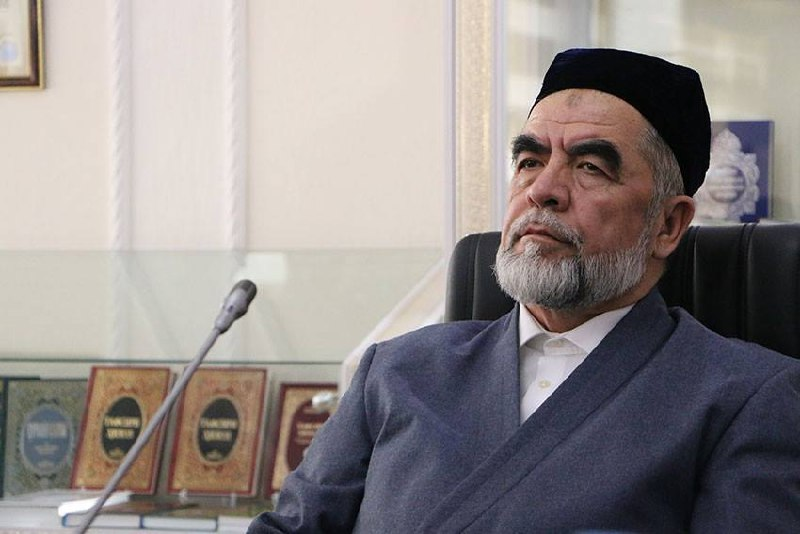 Шейх Мухаммад Садык Мухаммад Юсуф (узб. Muhammad Sodiq Muhammad Yusuf; 15 апреля 1952, Андижан  — 10 марта 2015, Ташкент) — советский и узбекский религиозный деятель и богослов. Муфтий и председатель Духовного управления мусульман Средней Азии и Казахстана. Народный депутат СССР. Соучредитель и член Совета секретарей Всемирного союза мусульманских улемов.