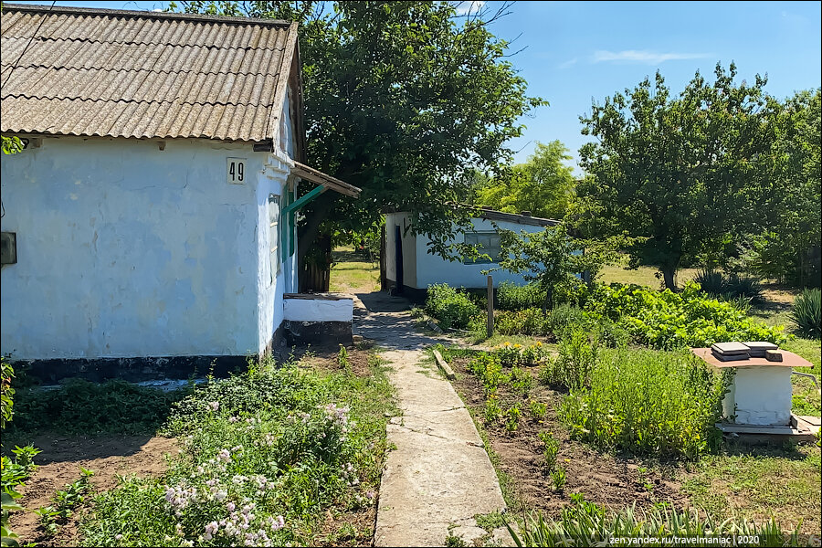 Бедненько, но чистенько: как живут люди в крымской глубинке (вдали от курортов и пляжей)