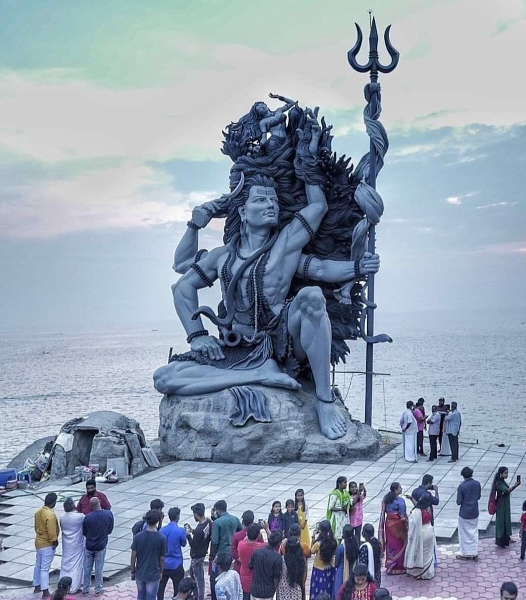 Шива Ганнгадхарешвара (Шива, удерживающий Гангу), храм Азхимала Махадева, Тривандрум, Керала, Индия 