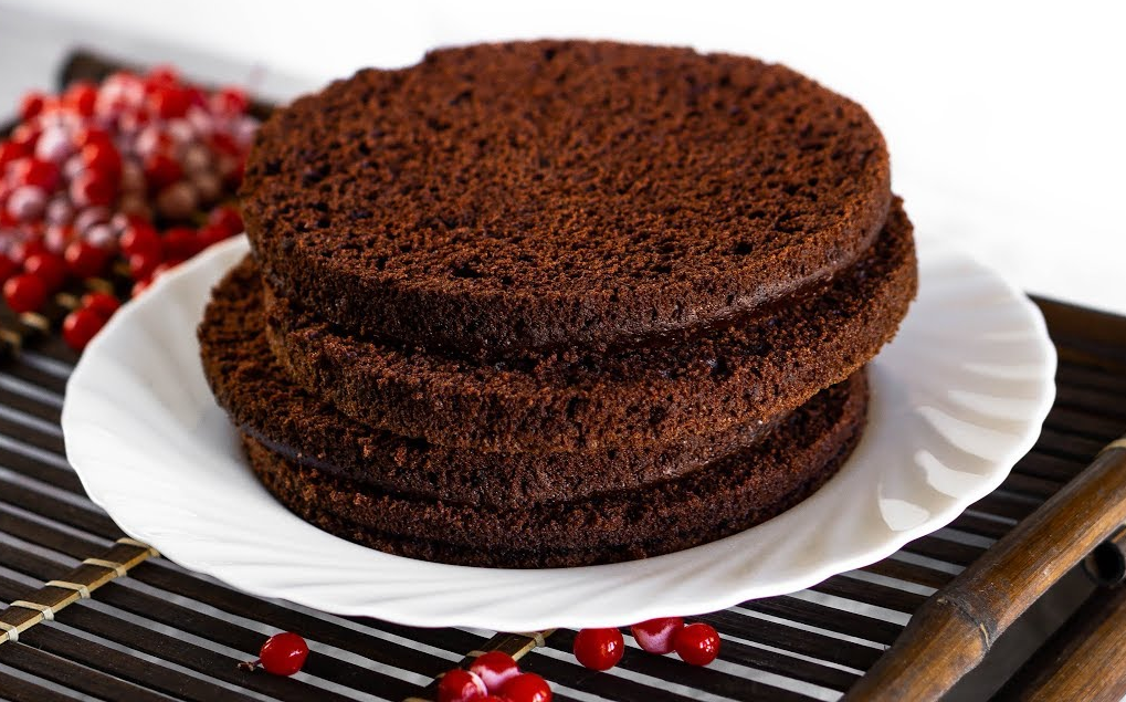 Рецепт шоколадного шифонового бисквита | Шоколадная фабрика «Конфаэль» | Дзен