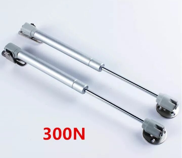 На петлях крышки багажника обломились крепления торсионов, из-за этого крышка багажника перестала держаться в открытом положении. Подумав о возможных вариантах починки, остановился на мебельных газовых упорах. Во-первых цена на них относительно невысокая, а во-вторых, сами упоры компактного размера. Сначала попробовал упоры от кухонного шкафа (силой N60). Так как точки крепления не совпадали, пришлось просверлить новые отверстия. В итоге упоры встали красиво, НО, к сожалению, их силы не хватило, чтобы удержать вес багажника. Поэтому решил найти упоры с большей силой, из тех что имелись в продаже в местных магазинах самыми мощными оказались N180. Но и они не справились со своей задачей.
Поискав по российским сайтам ничего не нашел, как всегда выручил Китай. Заказал  пару упоров с силой N300 за 550 рублей.После установки двух упоров с силой в 60 кг, г-образные крепления не выдержали нагрузки и обломились. Дома нашел два круглых крепления газового упора, но для их установки на петли крышки багажника пришлось спилить крепления торсионов. 
Наконец-то, после всех моих мучений все получилось! Багажник открывается и держится в открытом положении, и при закрывании не требует больших усилий. Пользуюсь ими уже 4 месяца, пока все работает отлично. Даже выдержали морозы до -13.
По итогу, считаю что это отличное решение данной проблемы. Если у вас  просто растянулись торсионы, то можно попробовать поставить упоры на N180.
