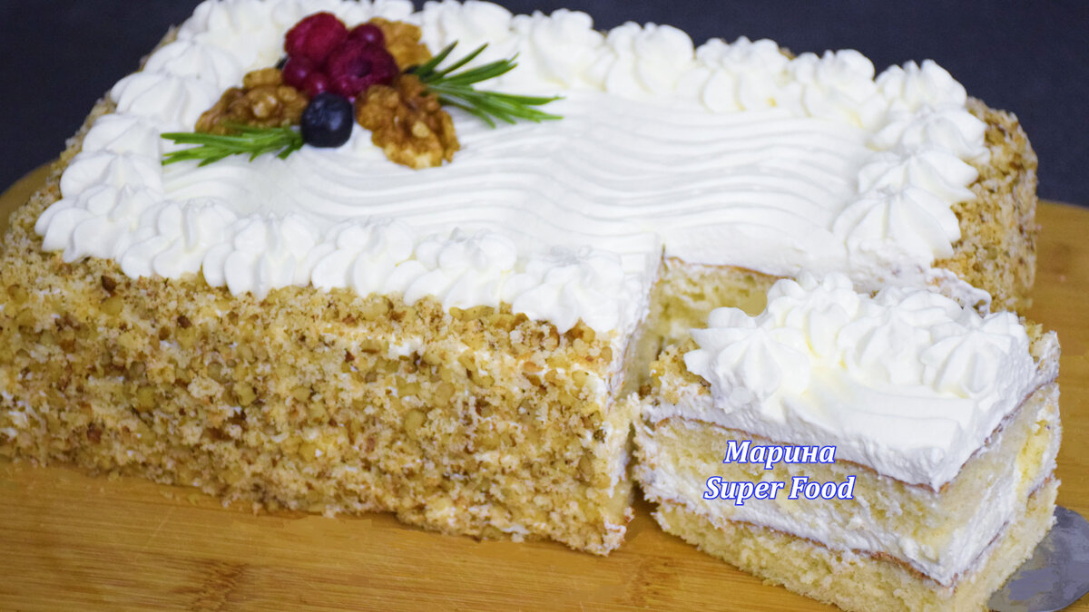 Потрясающе вкусный торт "Лакомка" 😍 Готовится легко, получится у ...