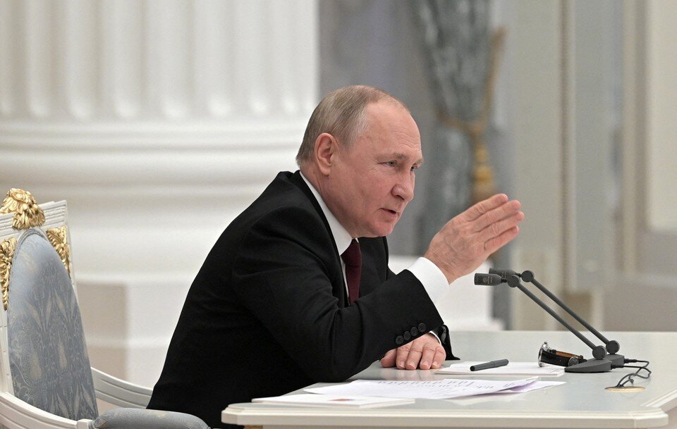     Владимир Путин  REUTERS