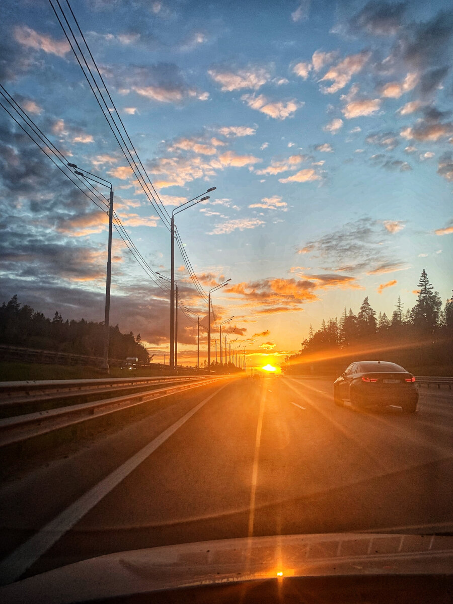 На дальняк обычно собираюсь с восходом солнца: и пробок меньше и целый день впереди