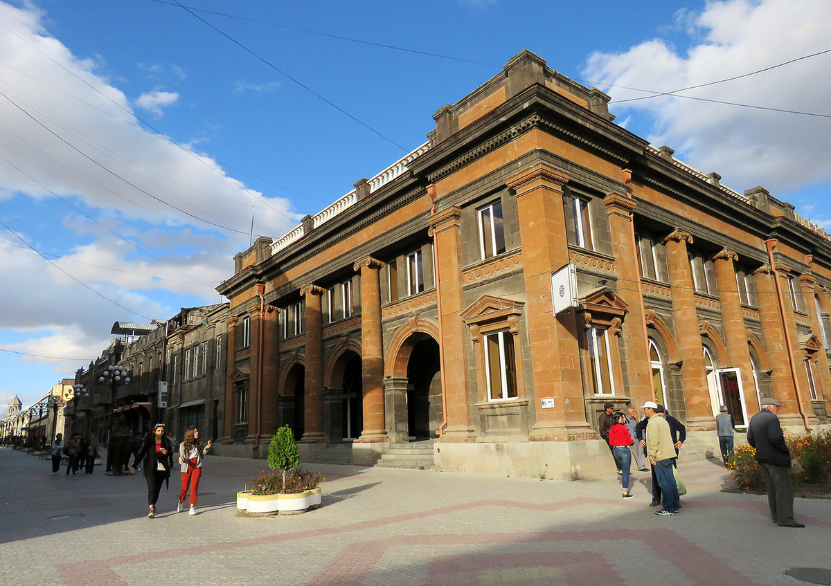 Церковь в Гюмри Йот Верк