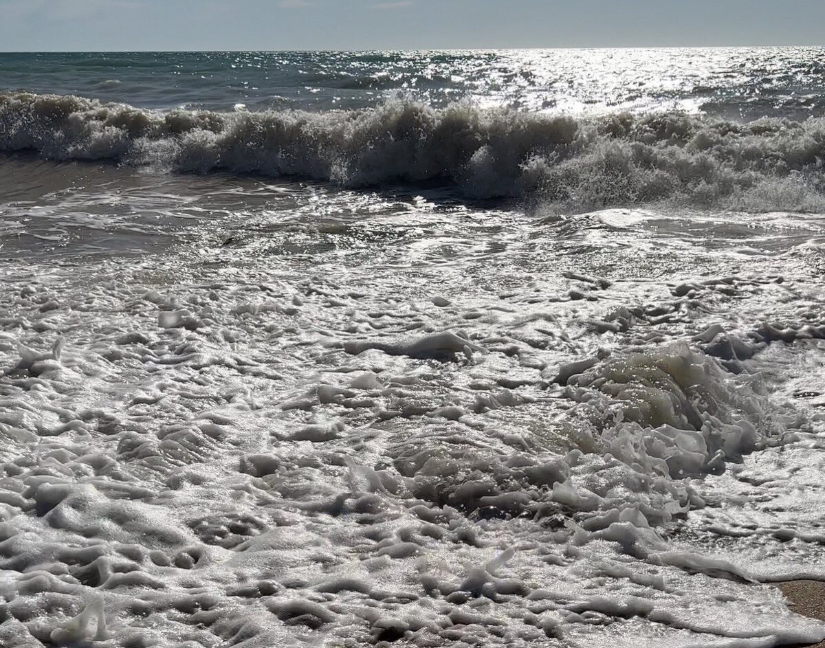 Шторм, побережье 