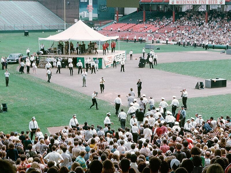 Августе 1966 года. Crosley field in Cincinnati, Ohio,. Августе 1966 года в США. Crosley field in Cincinnati, Ohio stooges.