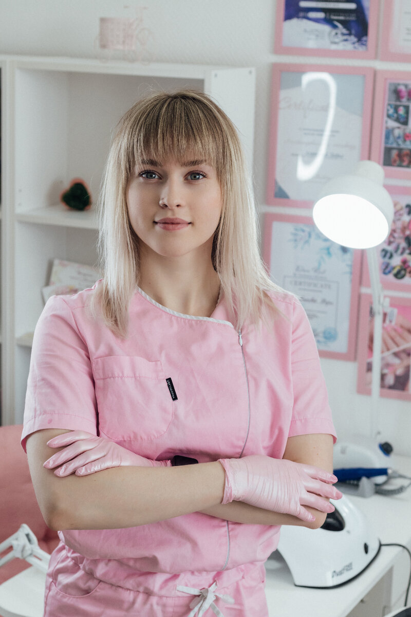 29 сентября 2022 года я выступаю на бизнес-встрече «Даешь, молодежь» https://vk.com/mulider в качестве спикера 🦉 и рассказываю, как создавала, и как сейчас работает мои бизнес @daria_nails34 — примерно тоже самое, что и на встречах five o 'clock в студии. 
Но если, ты не попала в число слушателей на бизнес-встречу, не беда. Я сейчас, все расскажу тебе тут 👇