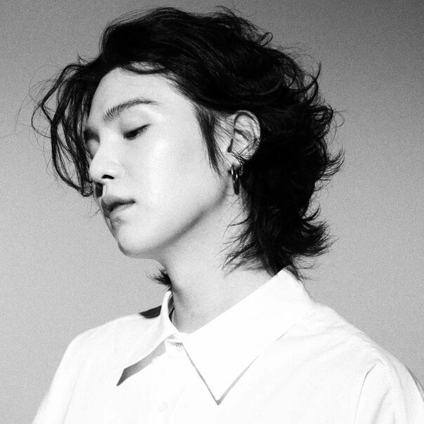 Шуга до сих пор имеет проблемы с плечом, несмотря на успешную операцию Фото взято из интернета.