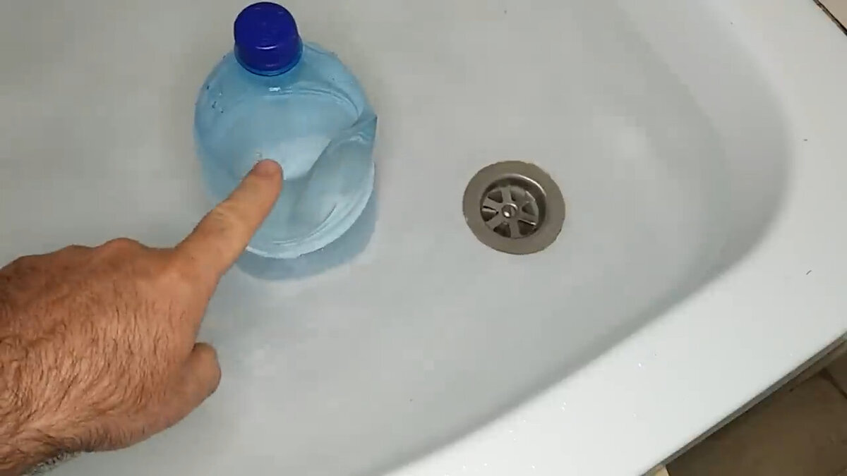 We clear a blockage in the sink, bathtub and toilet without a plunger. -5