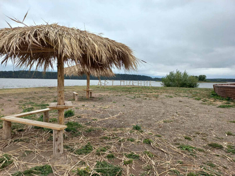    Погода выдалась пасмурной