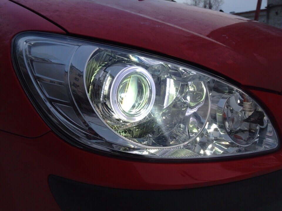 Линзы hyundai getz. Линзы хендай гетц. Hyundai getz линзы в фары. Линзы гетц. Фара хендай гетц 2008.