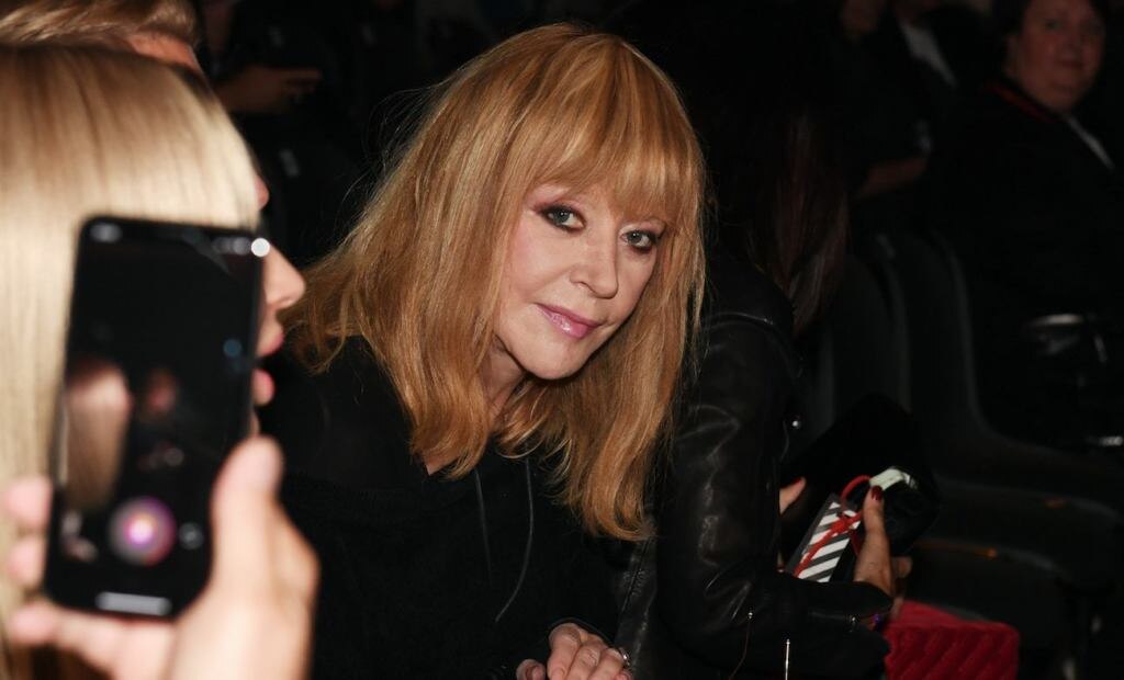 Знаменитая певица российской эстрады, самая высокооплачиваемая артистка страны Алла Борисовна Пугачева не перестает радовать поклонников своими творческими успехами. Накануне юбилея звезда посетила «Гоголь-центр», где состоялся концерт, посвященный юбилею Примадонны под…