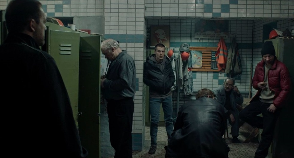 Кадр из фильма «Завод»