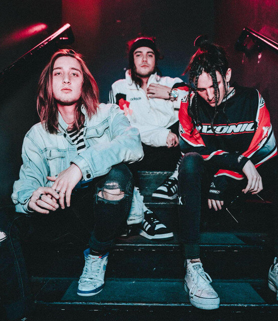 "Chase Atlantic" Фото взято из Google. Картинки. 