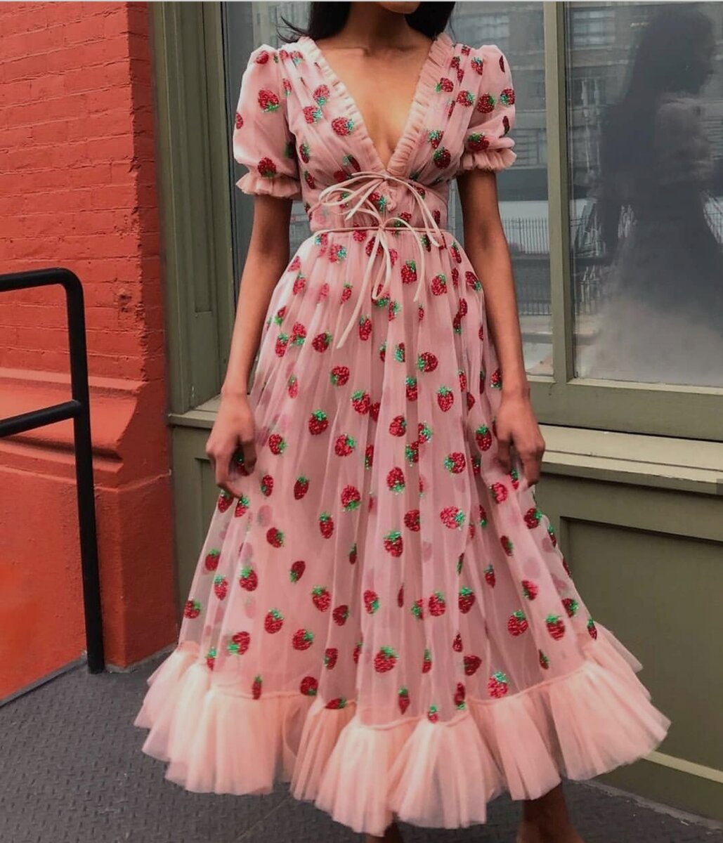 Фото из модных блогов инстаграма.