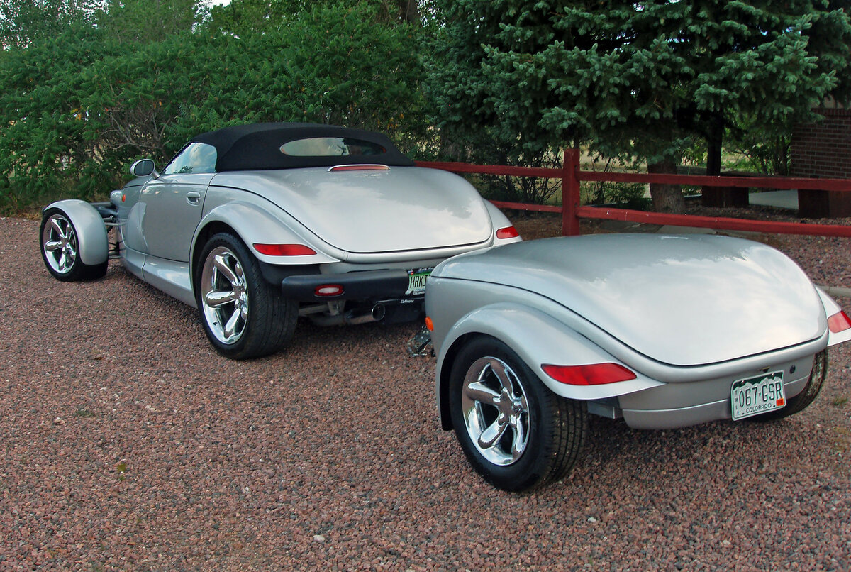 Plymouth-Prowler – уникальный серийный “хот-род” и последний интересный  Plymouth. | Зеркало заднего вида | Дзен