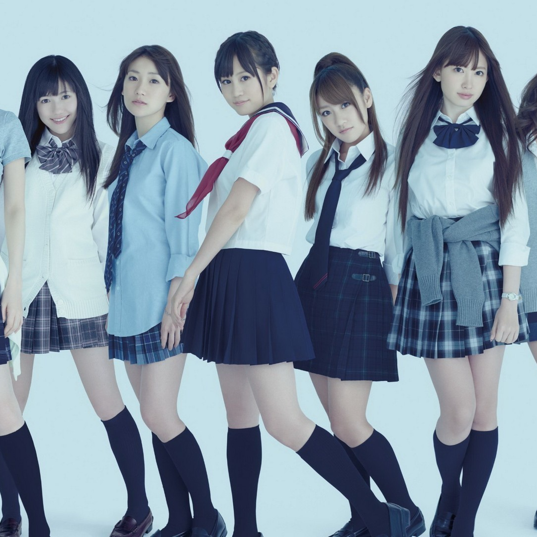 Некоторые участницы японской группы AKB48 (старый состав)
