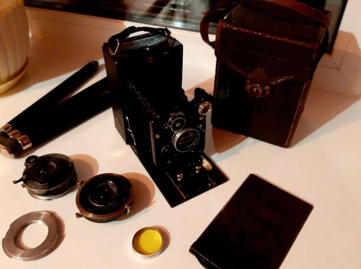 Вот он. Со слов "новой владелицы".