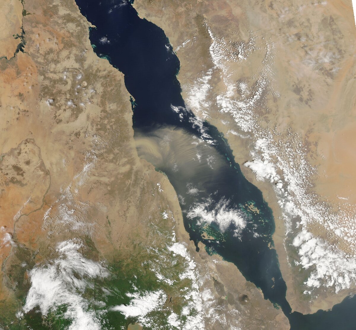 © NASA (Красное море)