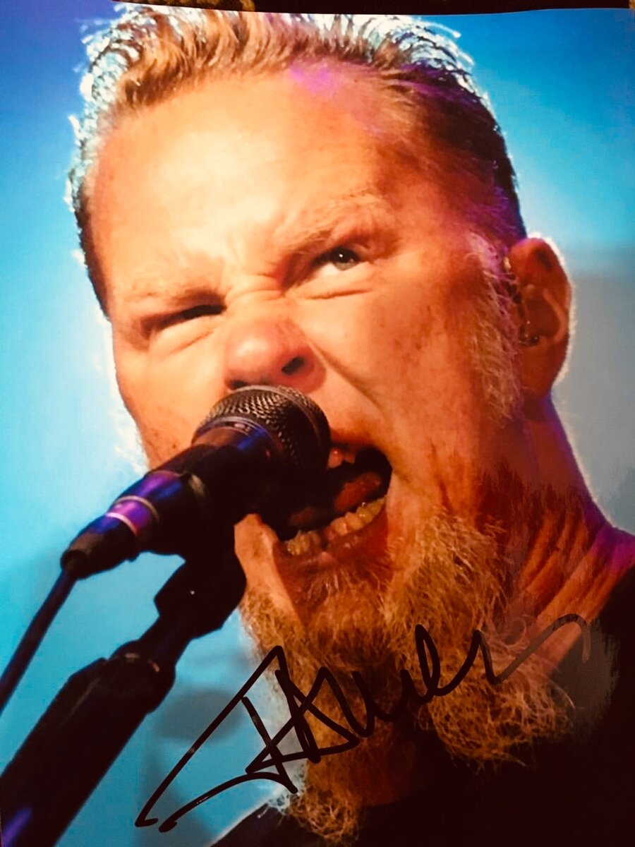 Еще одна подделка.