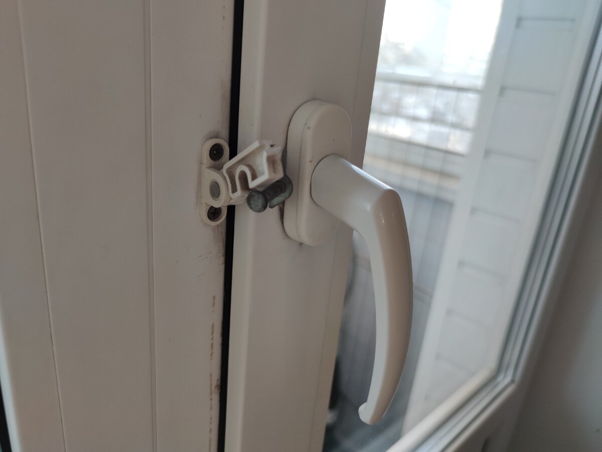 С обратной стороны никак не поддеть.. 