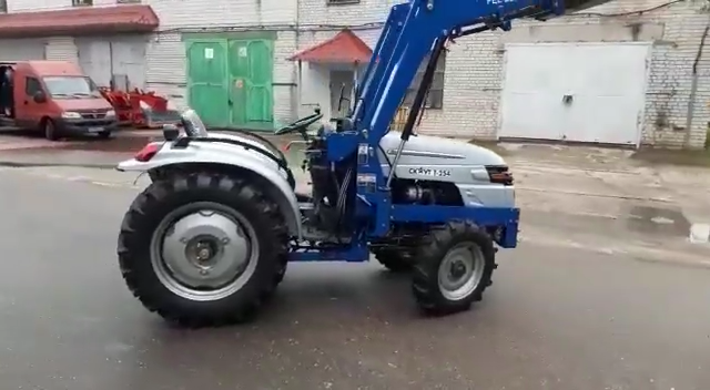 «СКАУТ Т – 254» модель 2019 года с погрузчиком