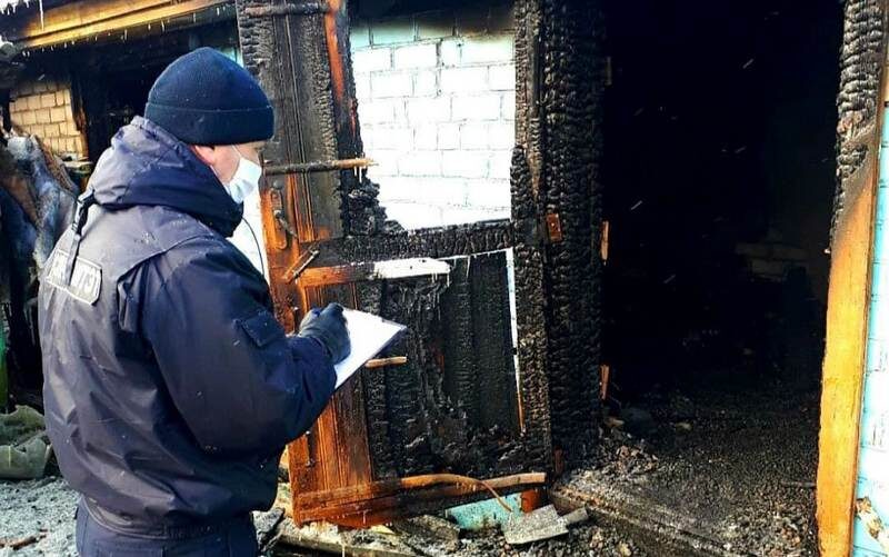 На пожаре погибли мать и дочь