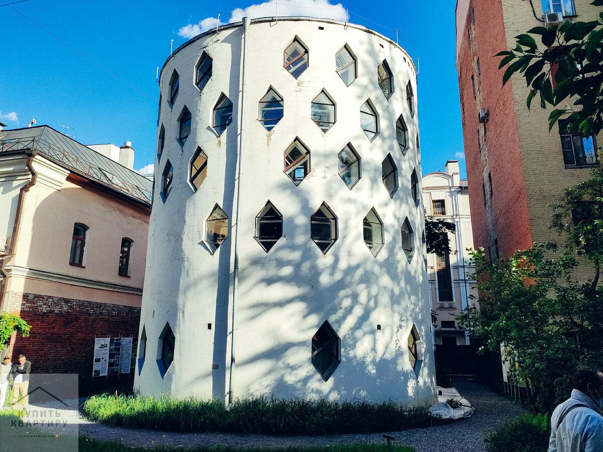 Дом-мастерская Константина Мельникова: Кривоарбатский переулок, д. 10. Фото автора