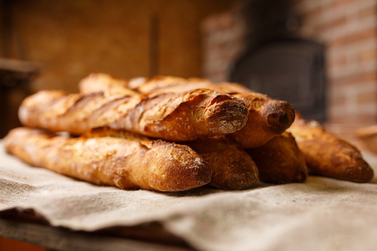 Запеченый багет с начинкой из зелени🥖💚