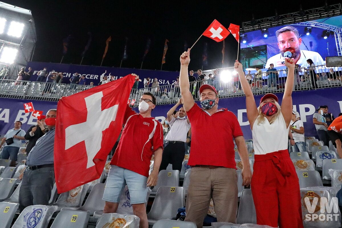 Новости спорта в мире сегодня. Студия матч ТВ ЧМ мяч Лужники.