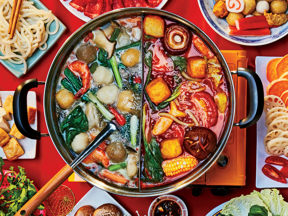 Хот пот ул баумана 9. Китайский самовар хого. Хот пот хого. Вьетнамский hot Pot. Хого блюдо.