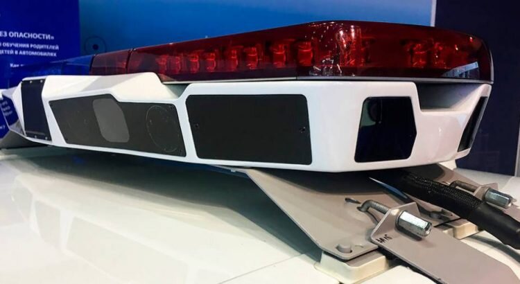 Камера-балка на машине ДПС / фото: news.auto24.pro