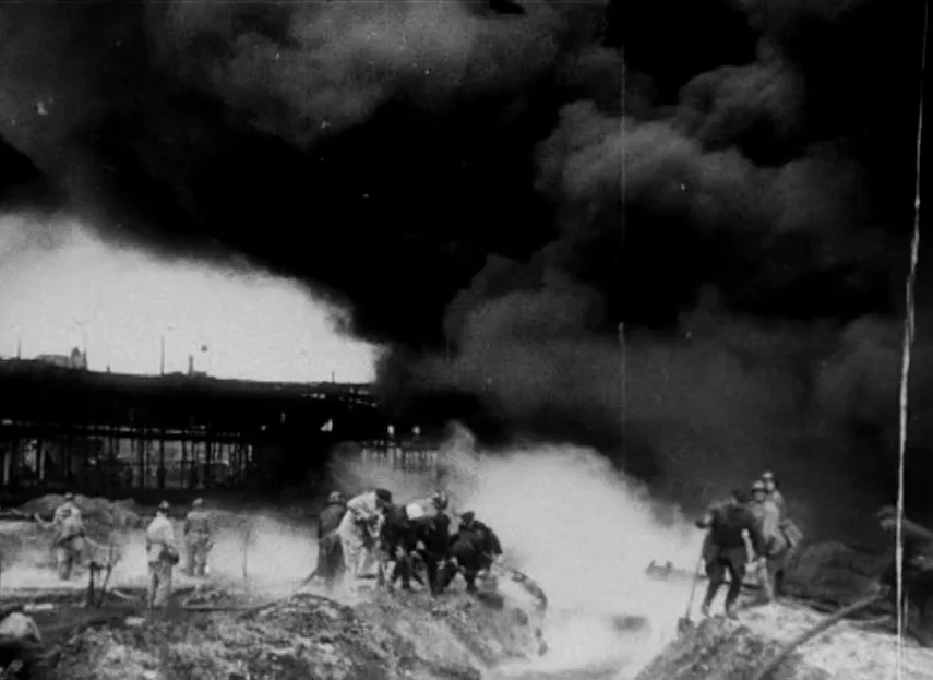 Пожар на Бадаевских складах. 8 сентября 1941 года, Ленинград