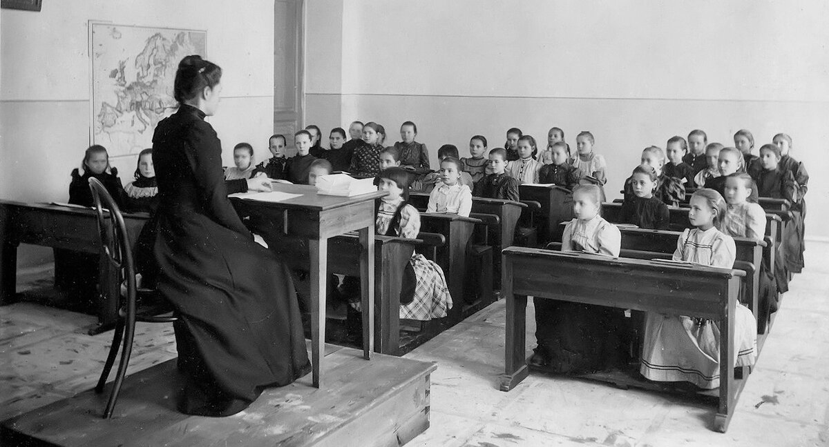 Уездное училище XIX в.