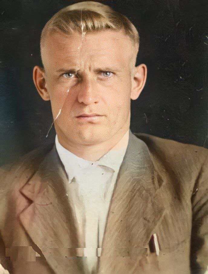 Р. Клейн. Раскрашено автором с помощью нейросетей