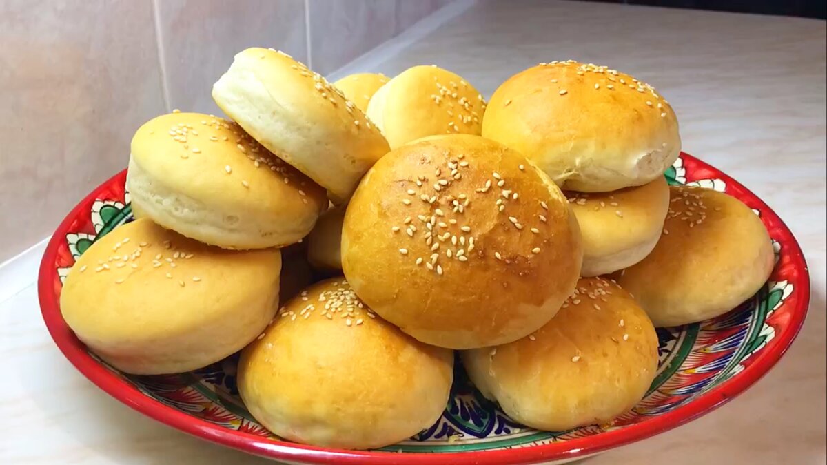 Немецкие булочки с секретом (Laugenbrötchen)