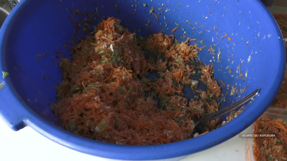 смесь моркови и капусты