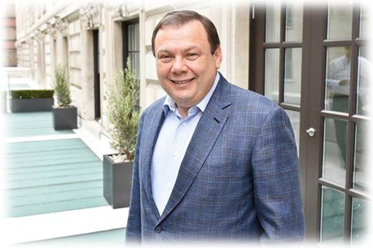    СМИ: Михаил Фридман хочет откупиться от Украины