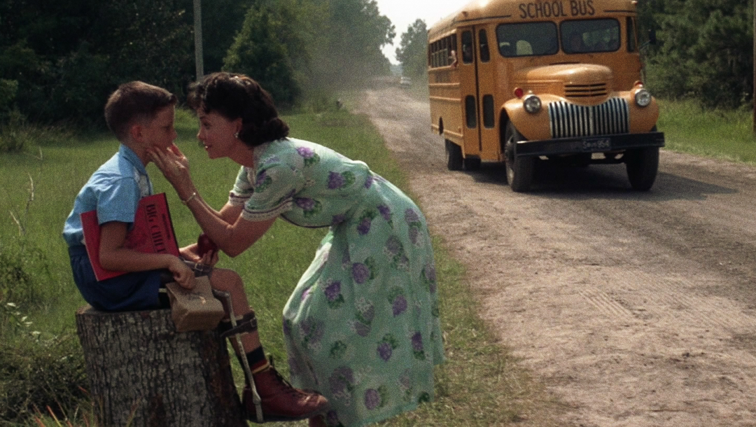 Bollywood remake of "Forrest Gump" shares first look photo