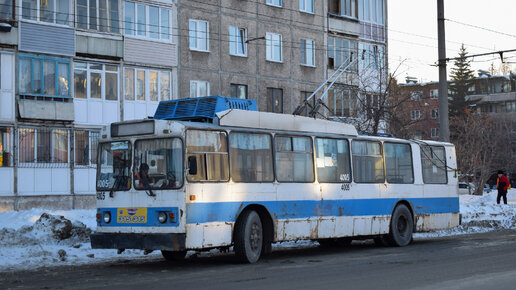 Троллейбус ЗиУ-682 КВР БТРМ-4005. Покатушки по Барнаулу. / A ride on the ZiU-682 trolleybus.