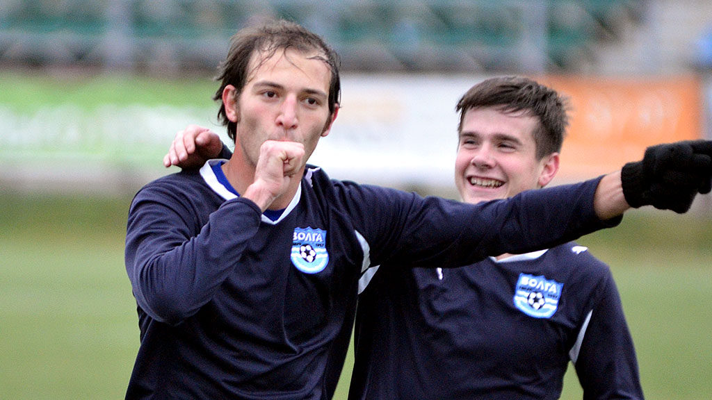 Тихонов слева